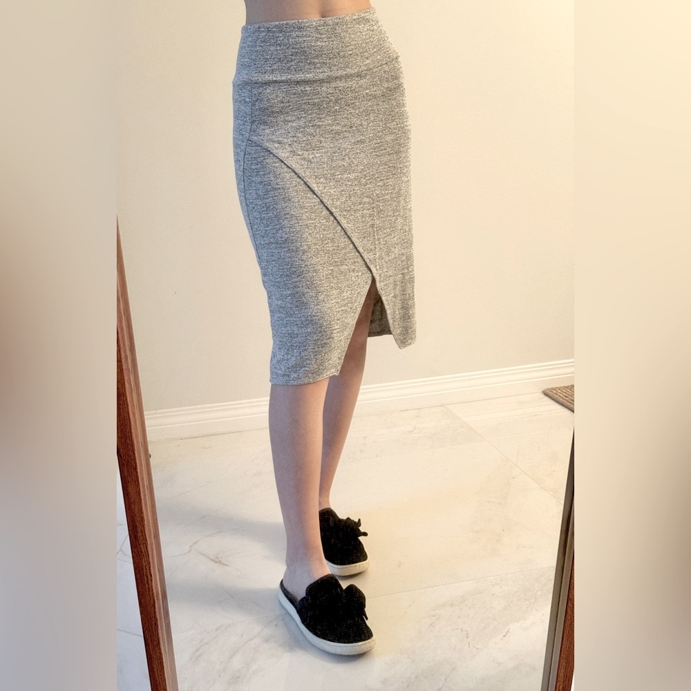 Wilfred Gray Pencil Skirt